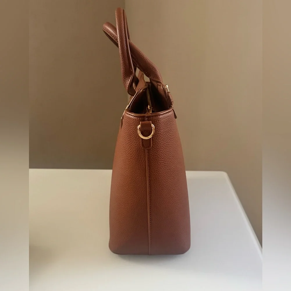 Ello Amira Leather Top-Handle vegan leather Tote with crossbody strap. - Picture 5 of 10